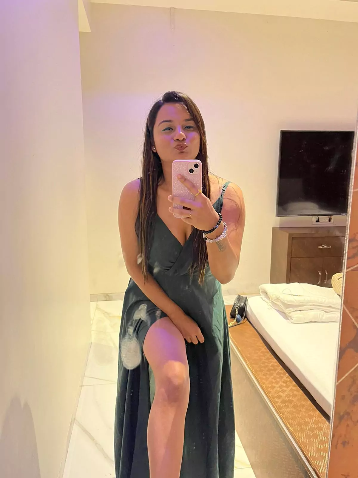 Madhavaram Escort Services Madhavaram Escort